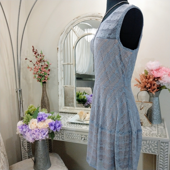 🍒NWT🍒 BCBGMAXAZRIA PERIWINKLE LACE DRESS - Picture 7 of 10